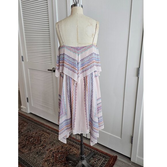 BCBGMAXAZRIA Soft Pink Dress in size L - 100% SILK - Picture 2 of 8